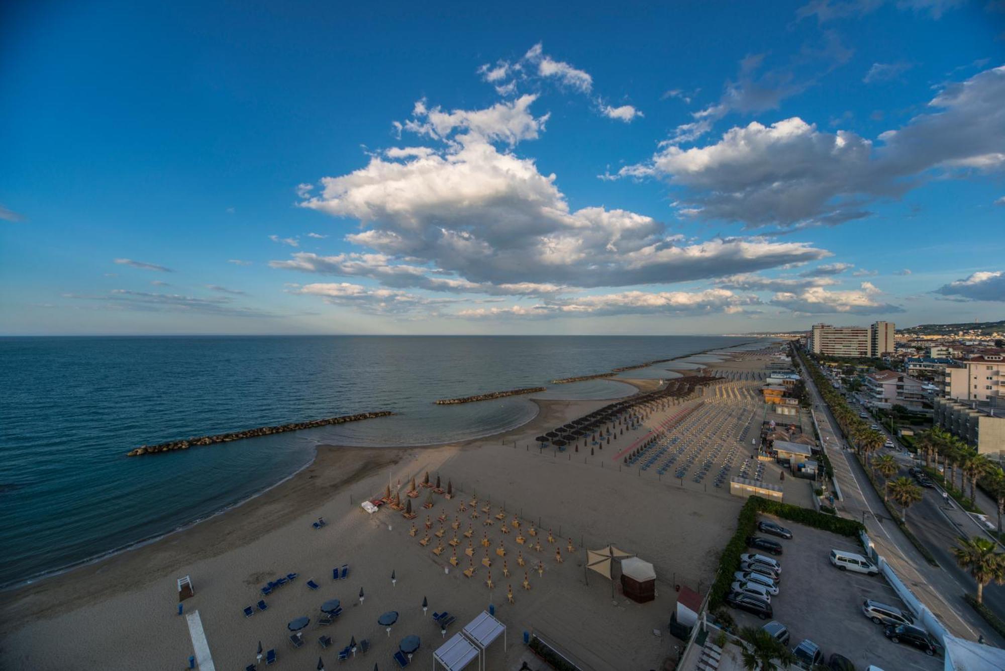 Hotel Antagos Montesilvano Marina المظهر الخارجي الصورة