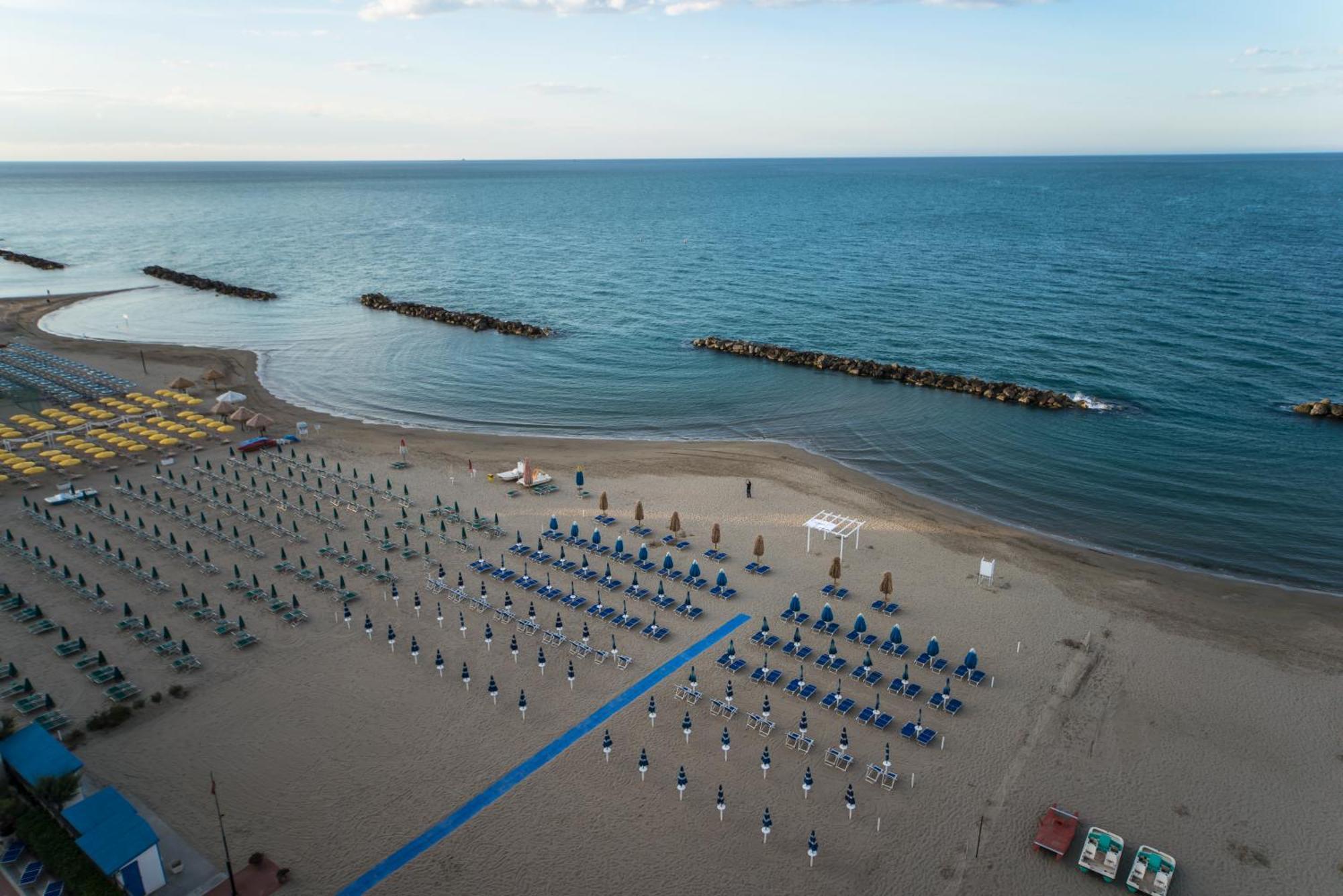 Hotel Antagos Montesilvano Marina المظهر الخارجي الصورة