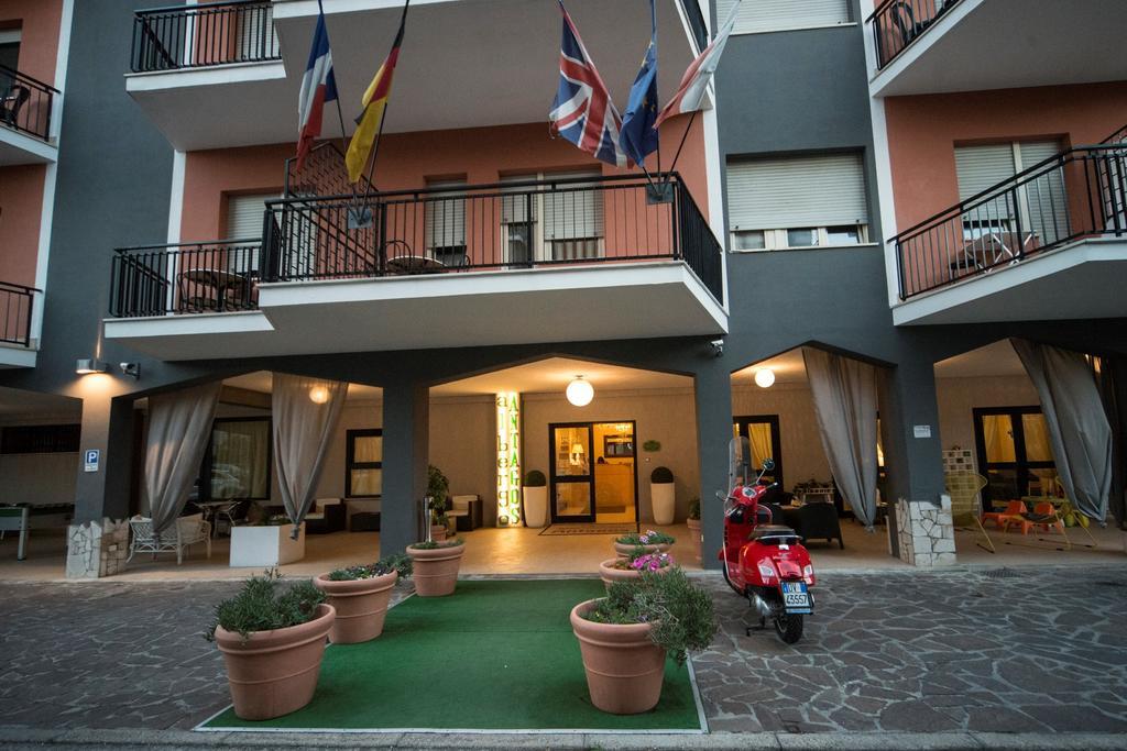 Hotel Antagos Montesilvano Marina المظهر الخارجي الصورة