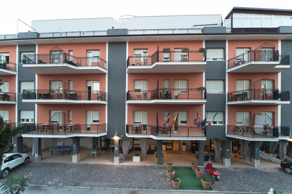 Hotel Antagos Montesilvano Marina المظهر الخارجي الصورة